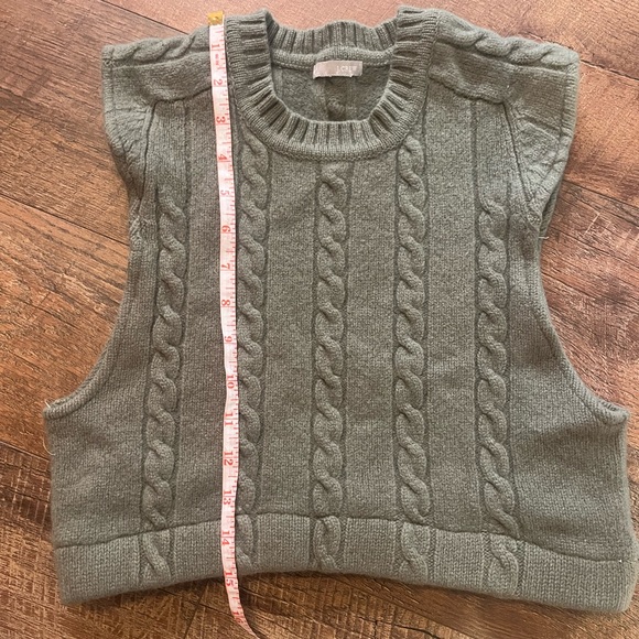 J. Crew Olive Knit Sweater Vest - Picture 4 of 6